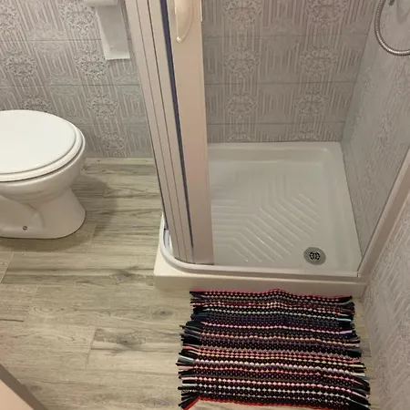 La Stanza Nel Borgo